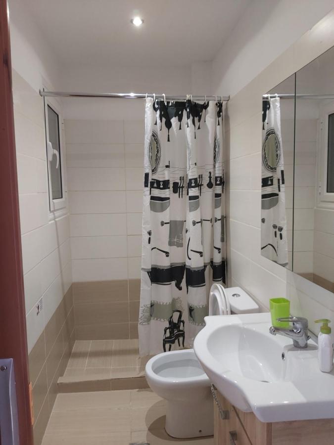 Frodo Studios Kavos Bagian luar foto