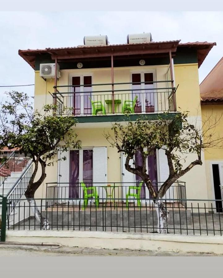 Frodo Studios Kavos Bagian luar foto