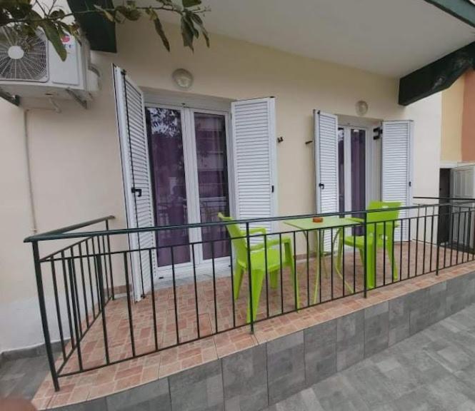 Frodo Studios Kavos Bagian luar foto
