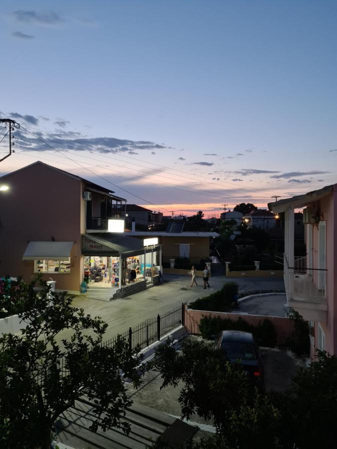 Frodo Studios Kavos Bagian luar foto